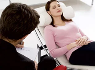 женщина у психолога
